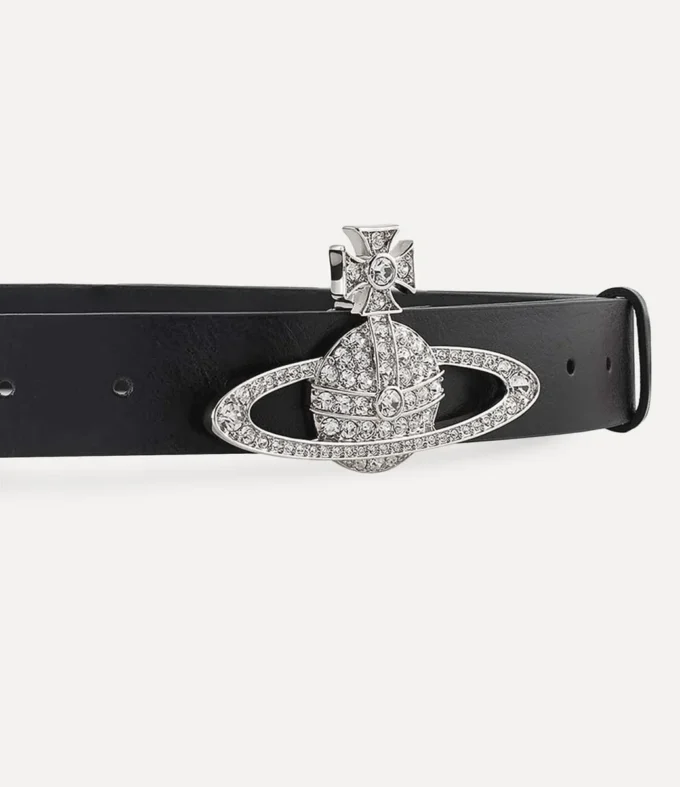 Pasek z płaskorzeźbą średniej wielkości